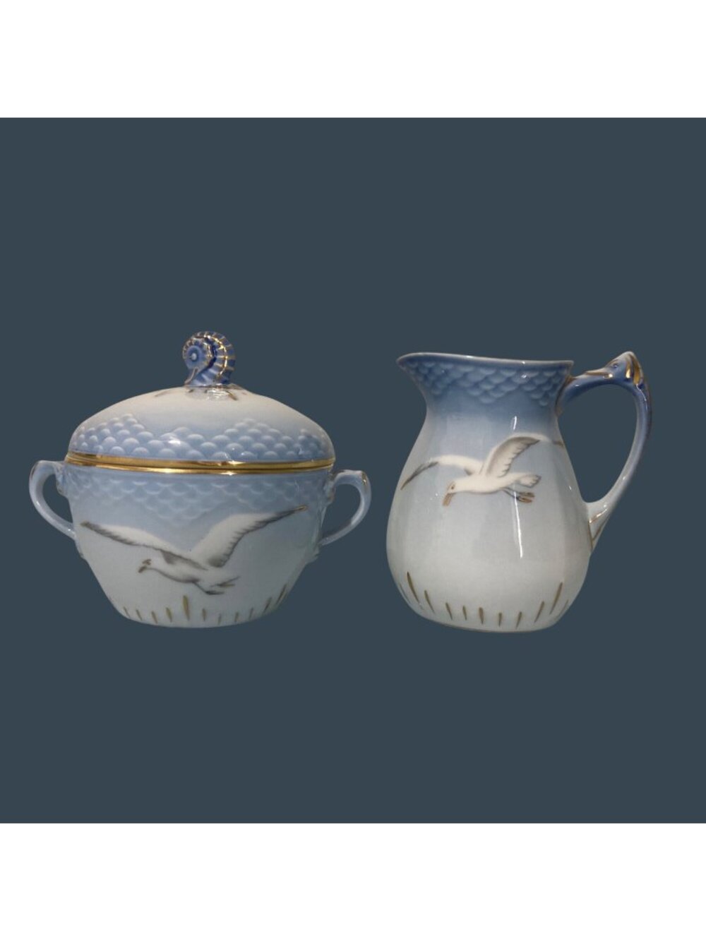Bing & Grondahl Blue And White Ombre Seagull Covered Sugar Bowl And Creamer